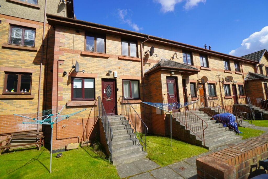 7 Cunard Court, Clydebank, G81 1QD McHugh Estate Agents