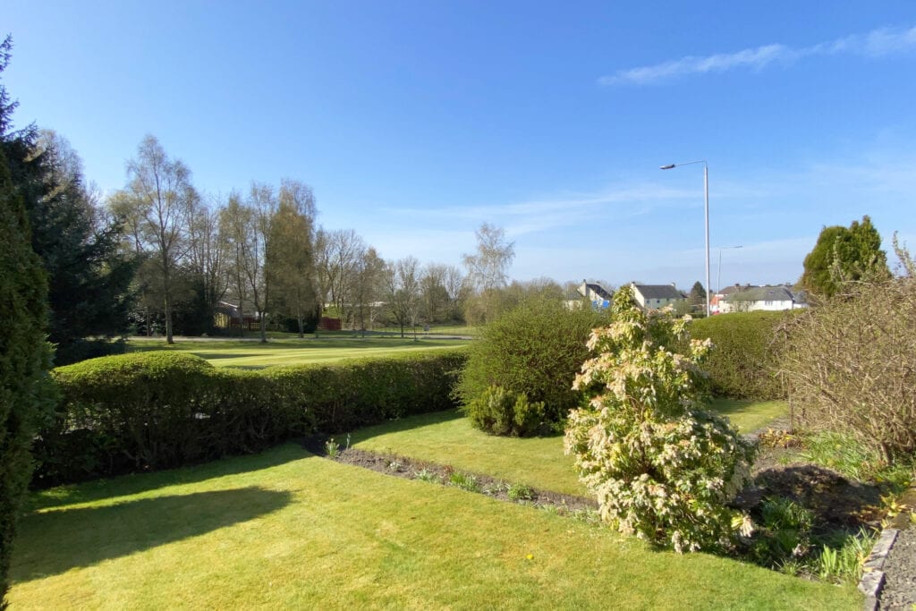 Arden Cottage Glasgow Road, Hardgate, G81 5QX McHugh Estate Agents