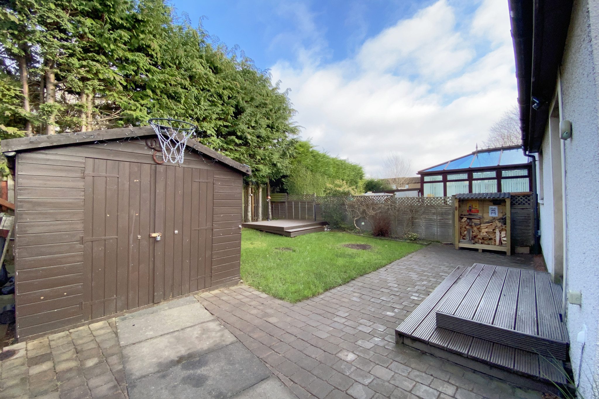 49 Mallard Road, Hardgate G81 6NQ McHugh Estate Agents