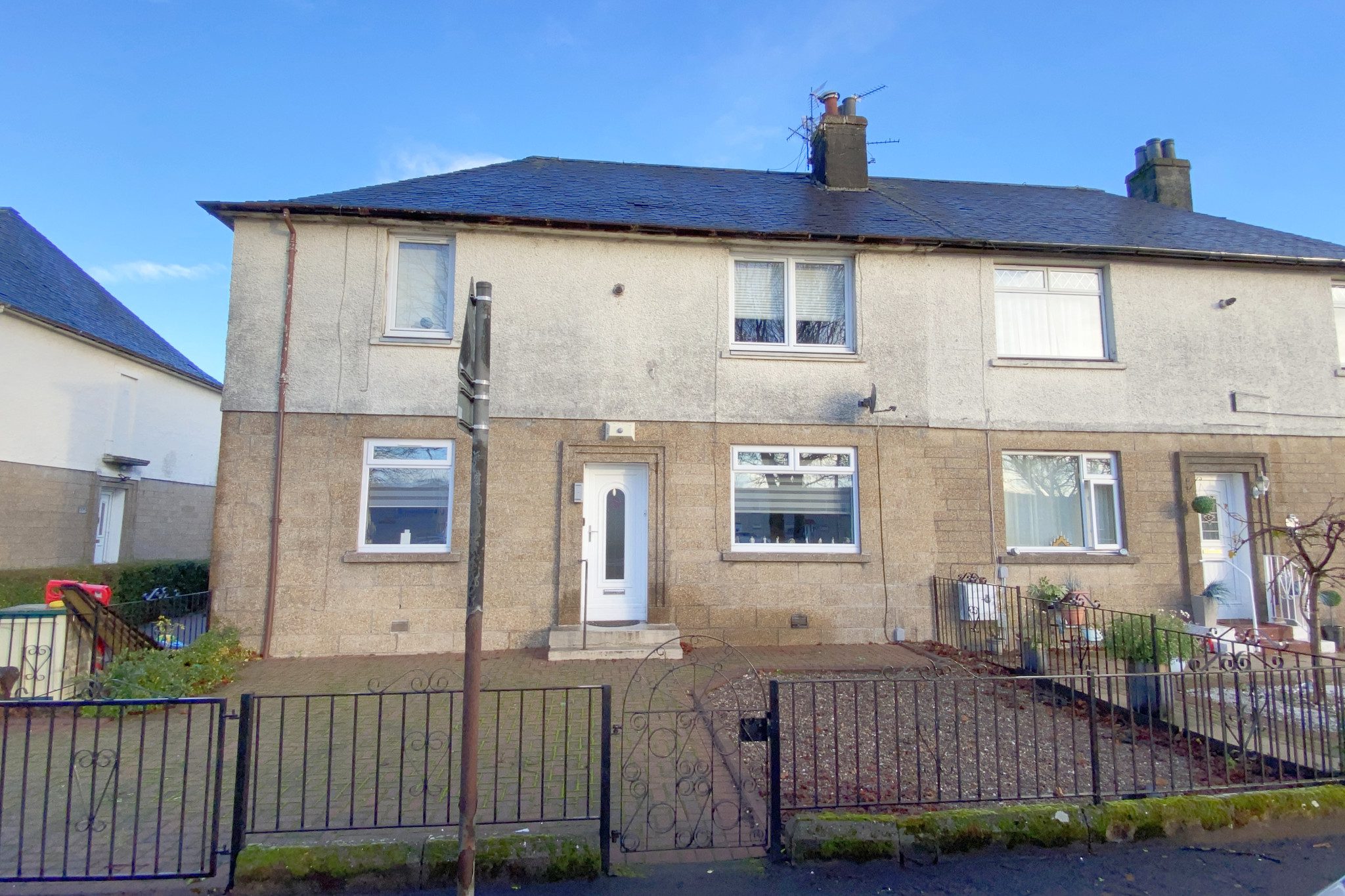 930 Dumbarton Road, Dalmuir G81 4LG McHugh Estate Agents