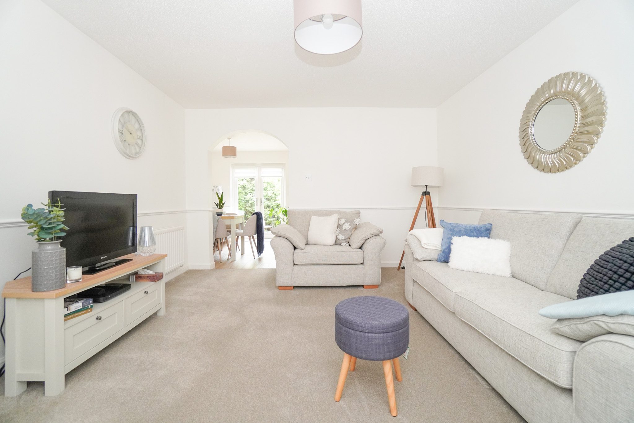 1 Oronsay Crescent, Old Kilpatrick McHugh Estate Agents