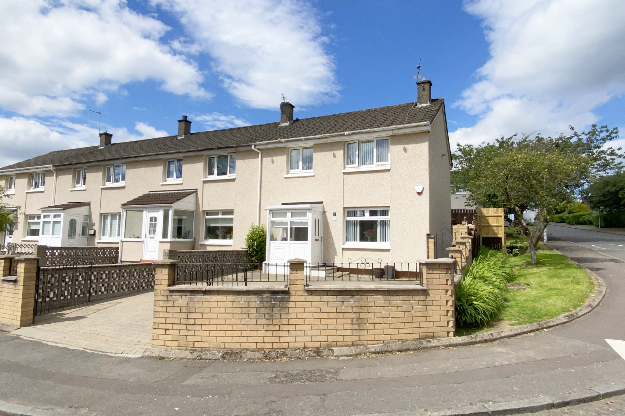 17 Freelands Road, Old Kilpatrick McHugh Estate Agents