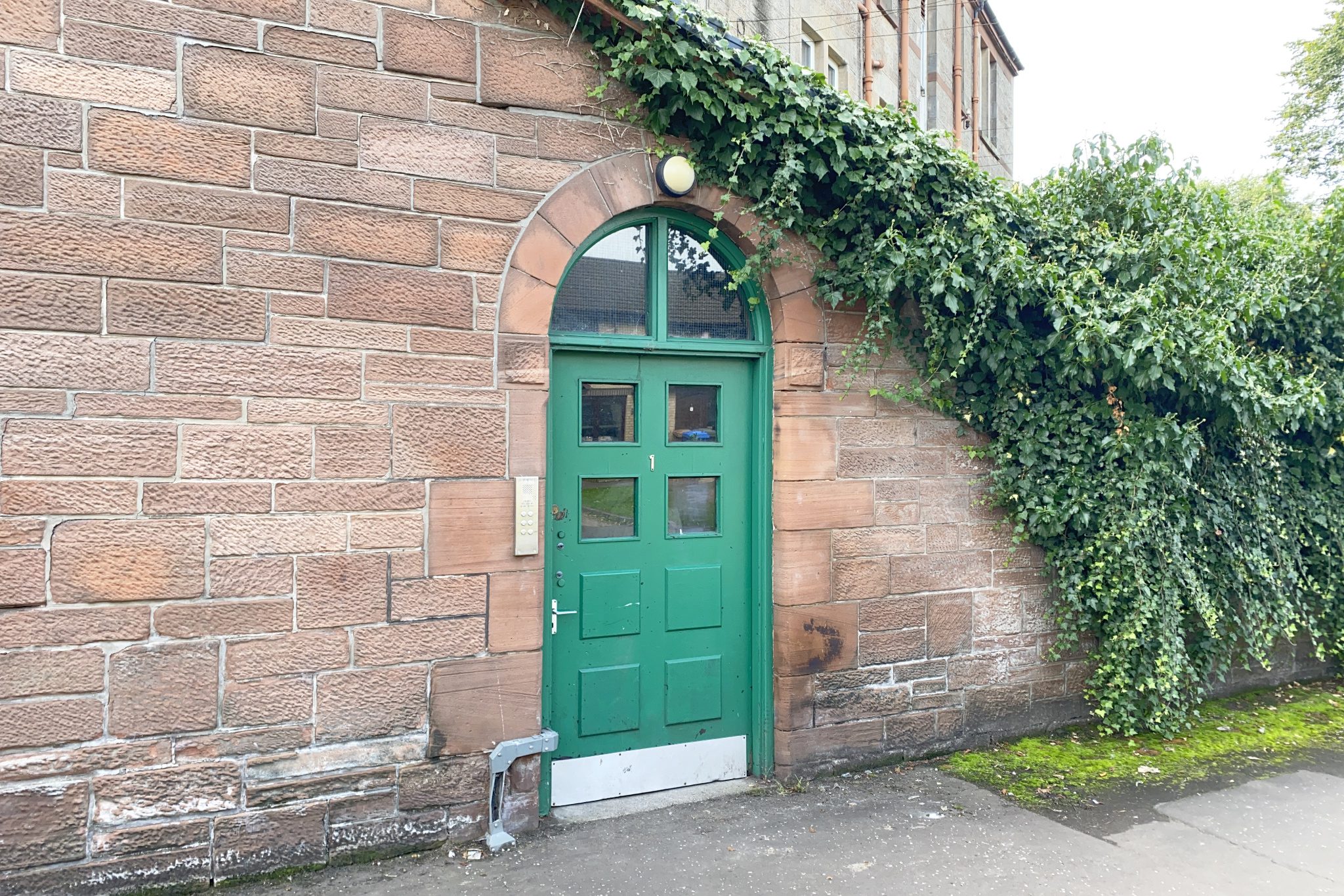 Flat 1/1 1 Freelands Place, Old Kilpatrick McHugh Estate Agents