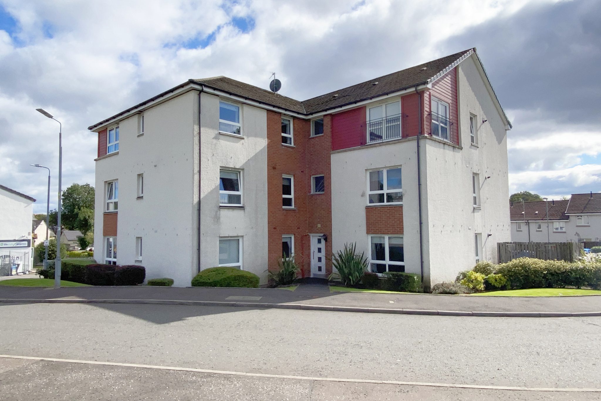 Flat 1/3 1 Antonine Gate Duntocher McHugh Estate Agents