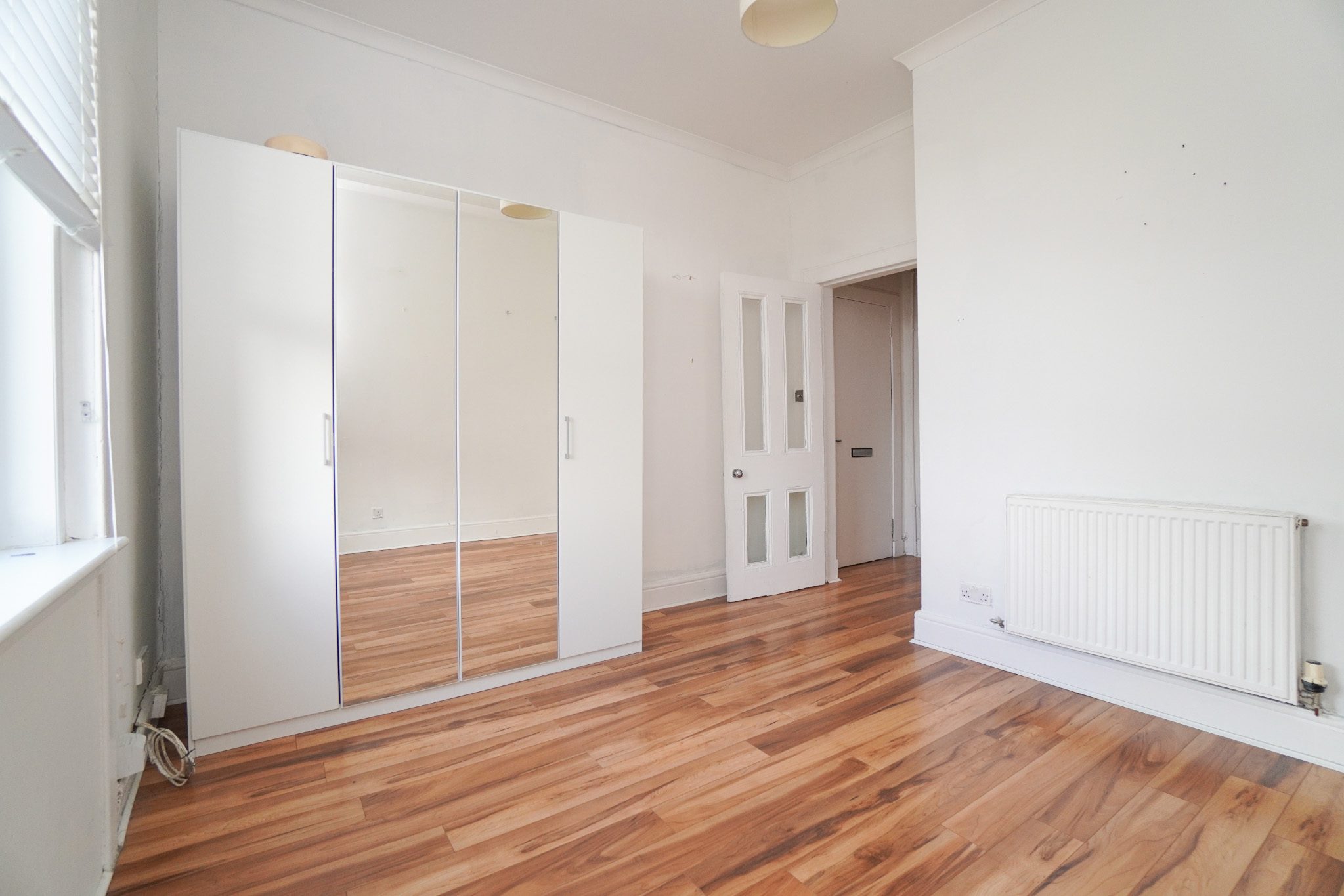 1/2 44 Dumbarton Road, Bowling McHugh Estate Agents