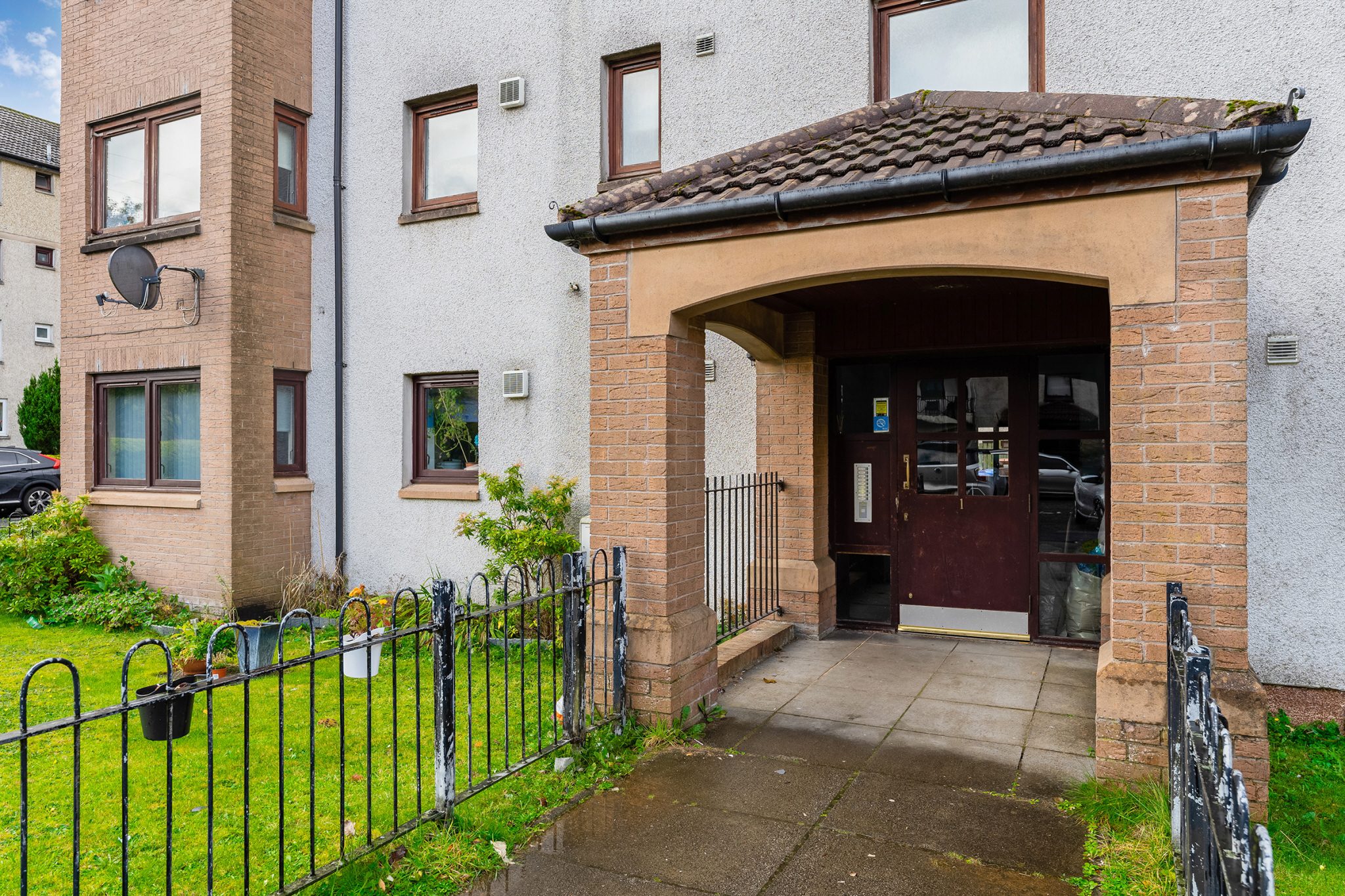 1H Craigton Street Faifley Clydebank G81 5BZ McHugh Estate Agents