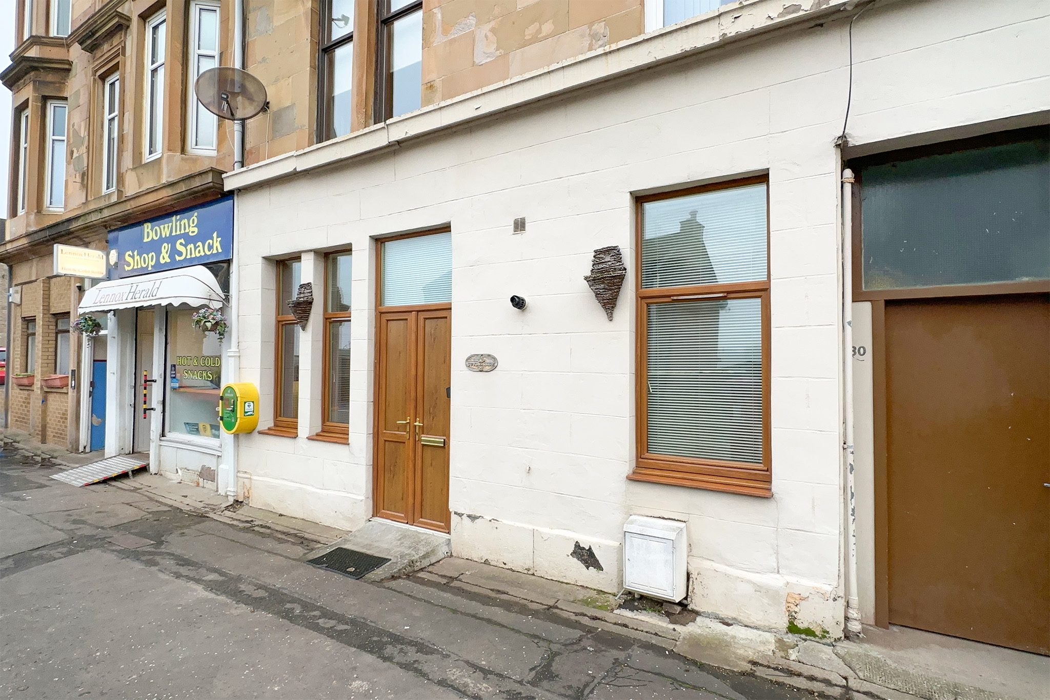 32 Dumbarton Road, Bowling McHugh Estate Agents