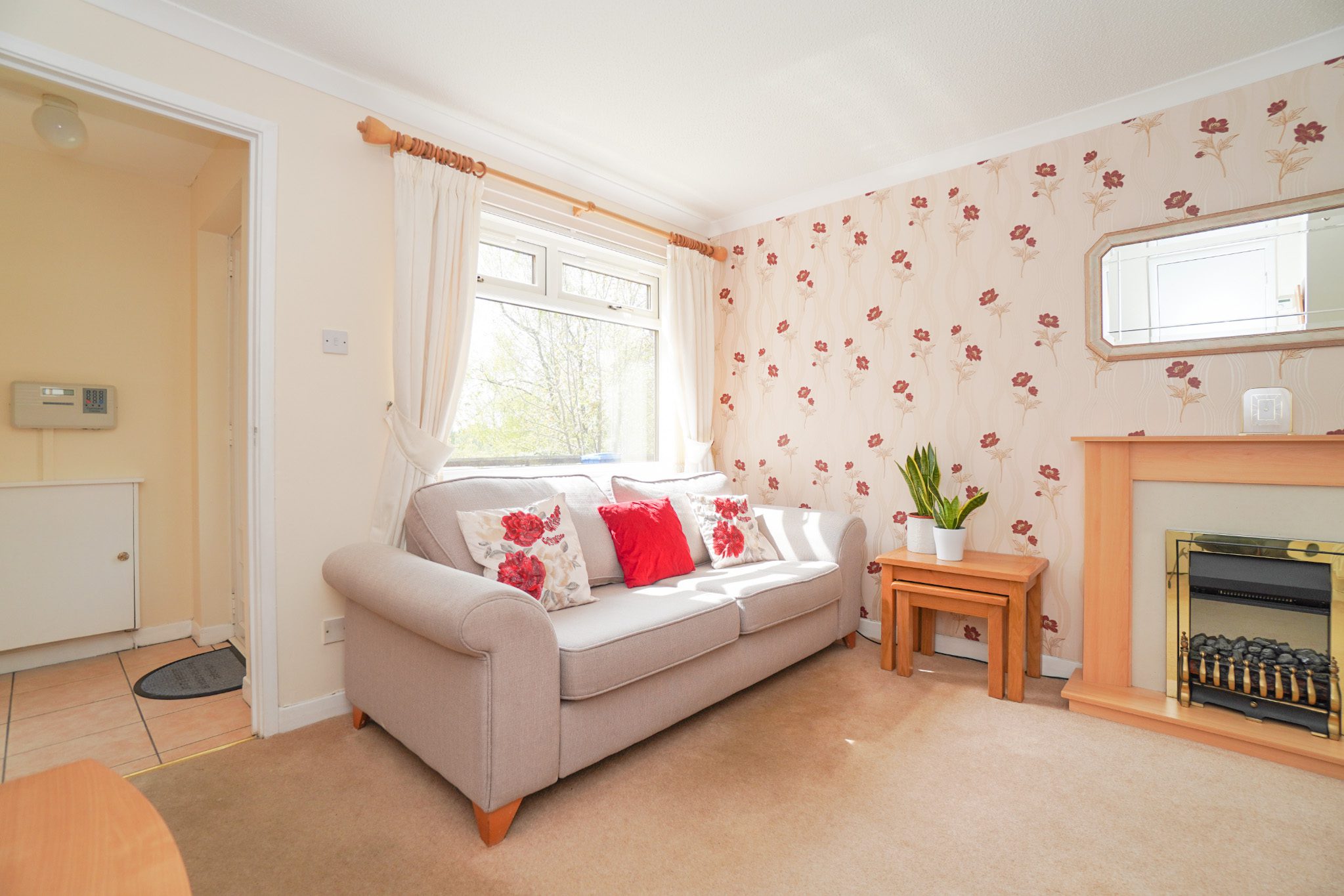 Antonine Gardens, Duntocher McHugh Estate Agents