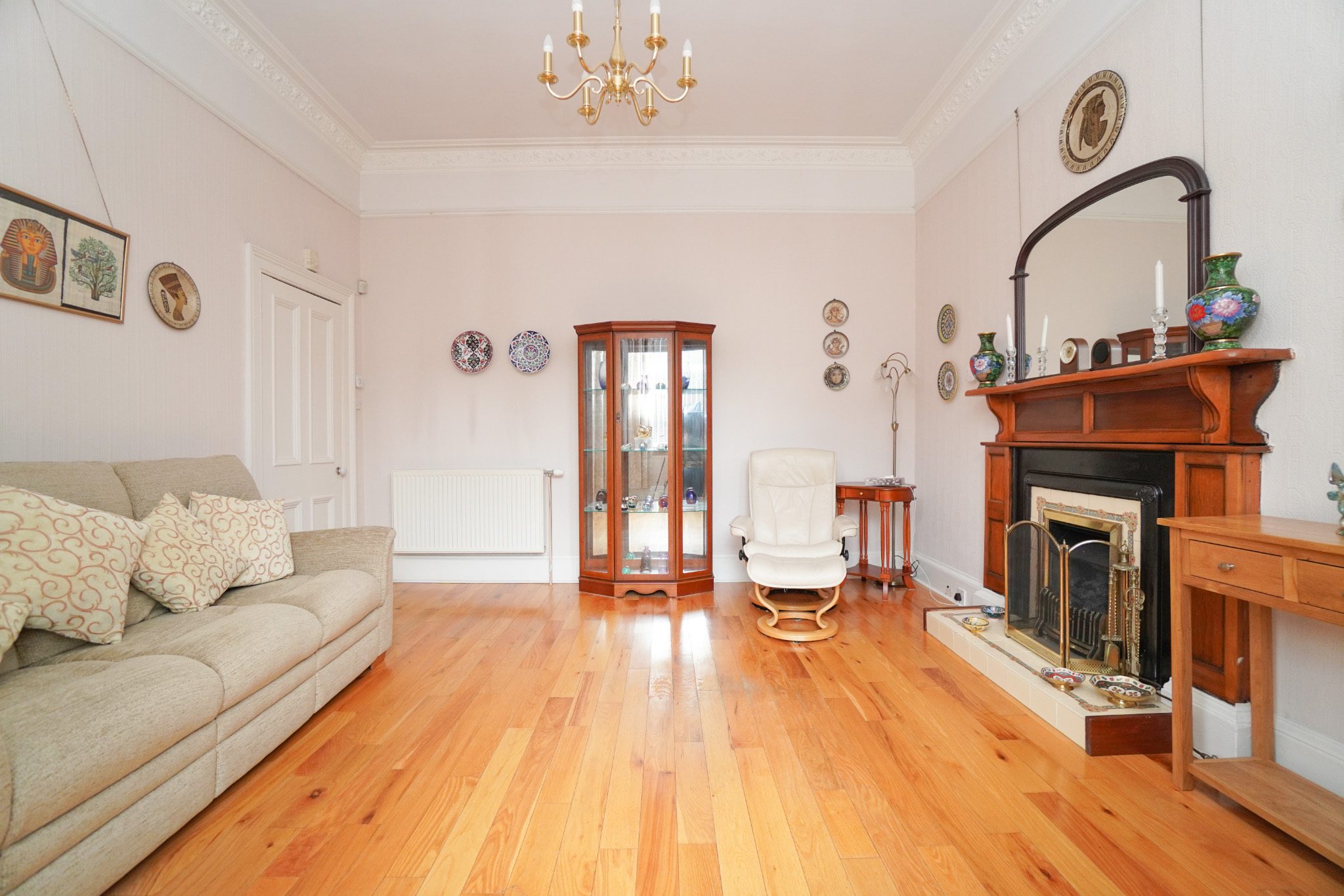 Dumbarton Road, Yoker McHugh Estate Agents