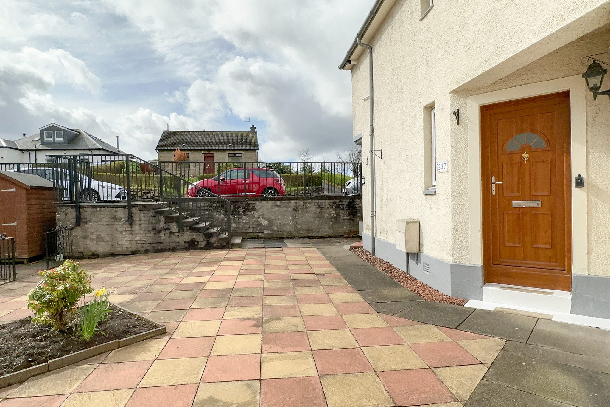 237 Dumbarton Road, Old Kilpatrick McHugh Estate Agents