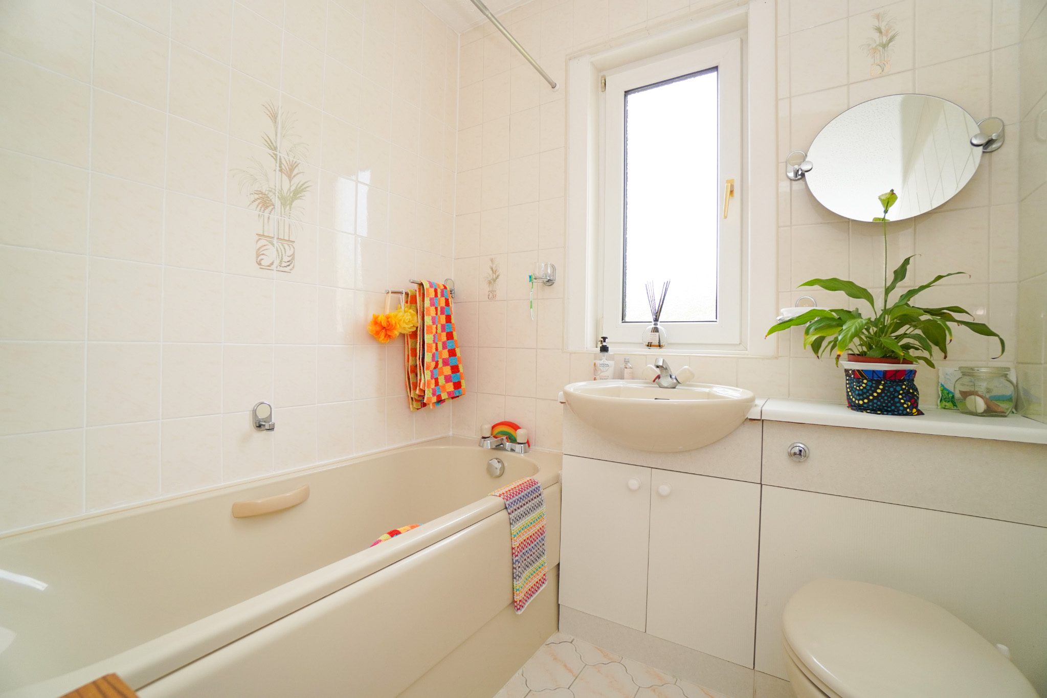 5 Kirk Crescent, Old Kilpatrick McHugh Estate Agents