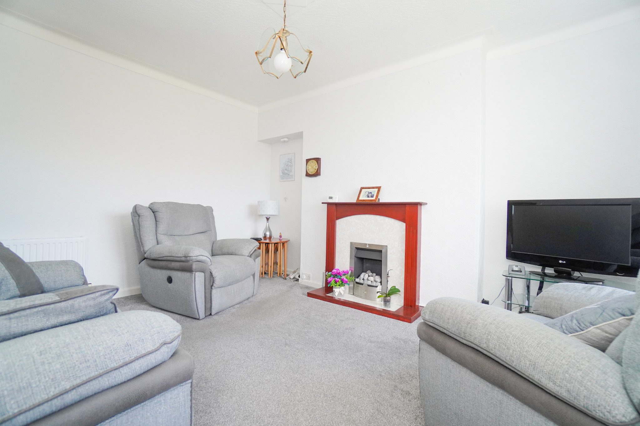 5 Kirk Crescent, Old Kilpatrick McHugh Estate Agents