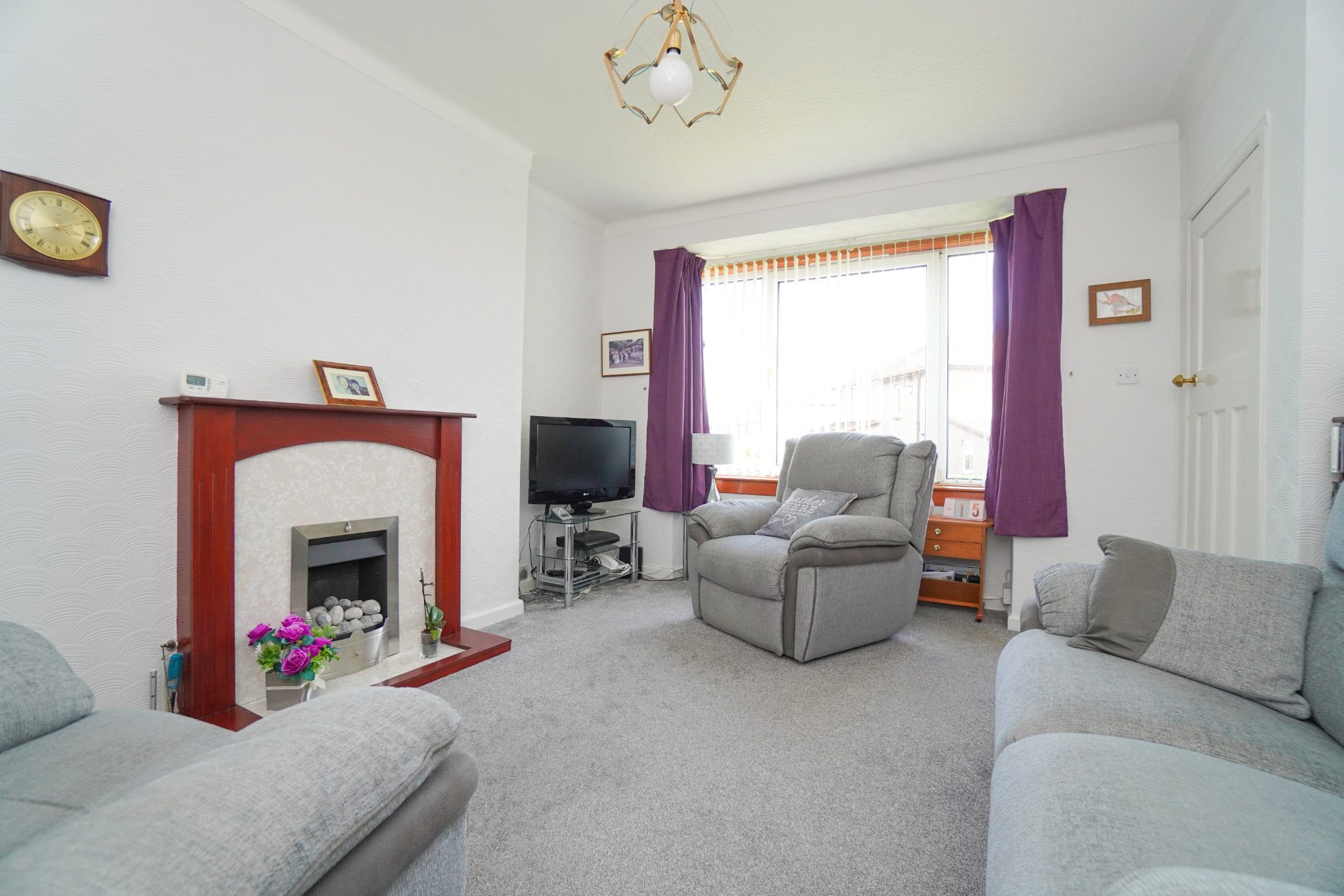 5 Kirk Crescent, Old Kilpatrick McHugh Estate Agents