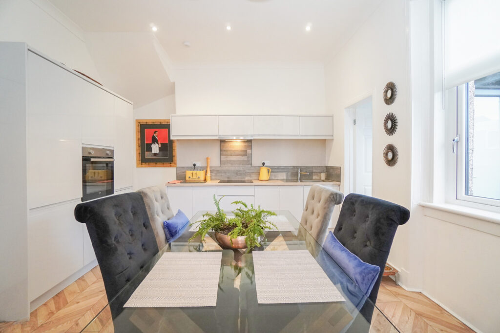 25 Cambridge Avenue, Clydebank McHugh Estate Agents