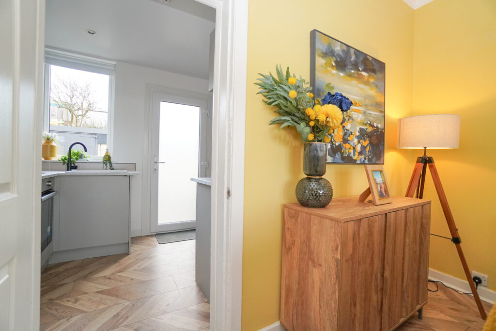 Street, Clydebank G81 3ED McHugh Estate Agents