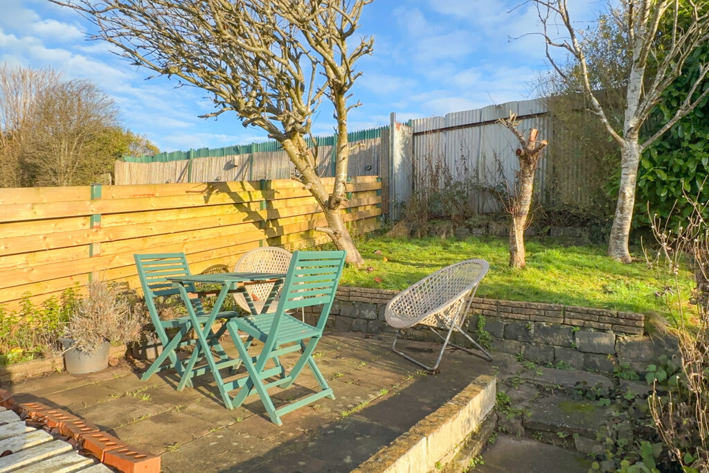 Street, Clydebank G81 3ED McHugh Estate Agents