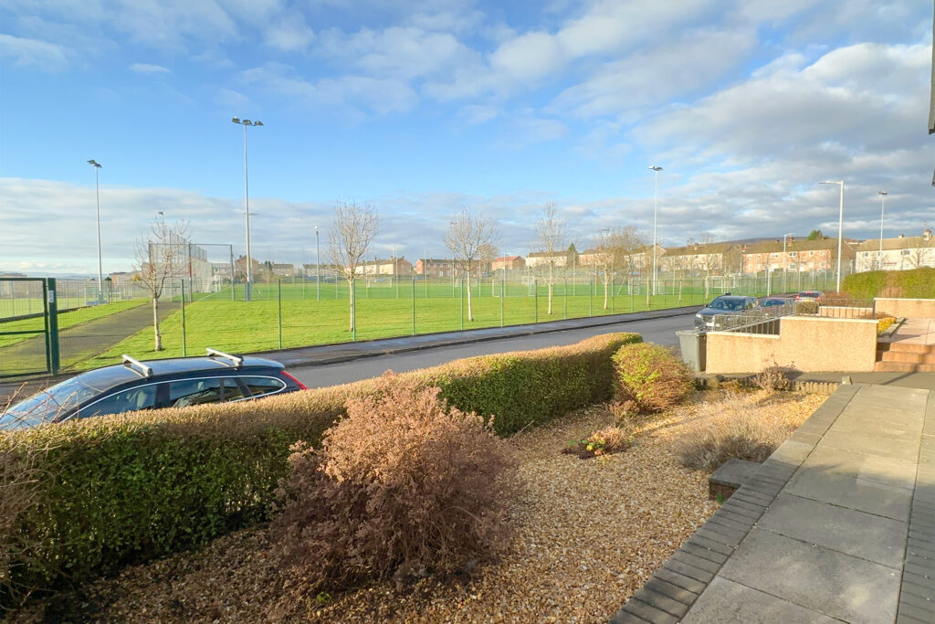 Street, Clydebank G81 3ED McHugh Estate Agents