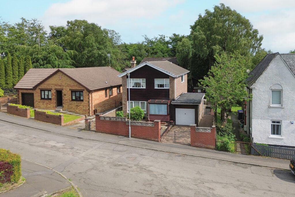Auchinleck Road, Hardgate