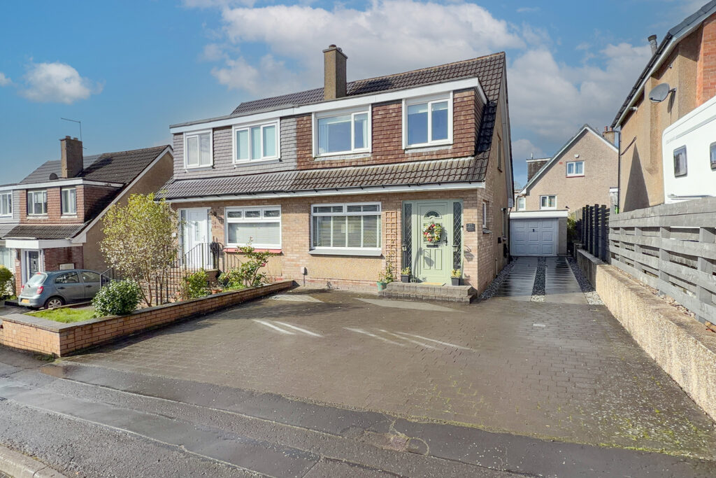 Farm Road, Duntocher
