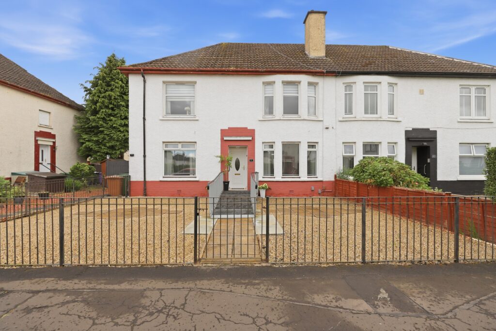 Moorhouse Avenue, Knightswood