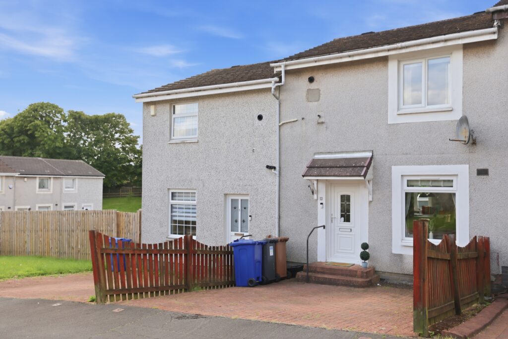 Munro Court, Duntocher