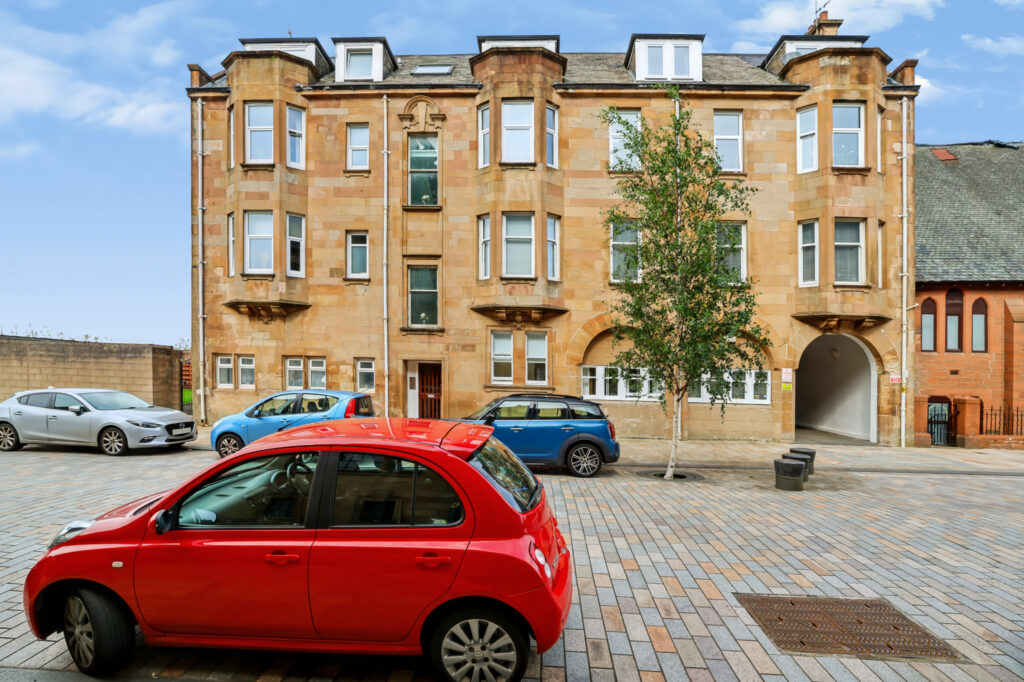 Hall Street, Clydebank